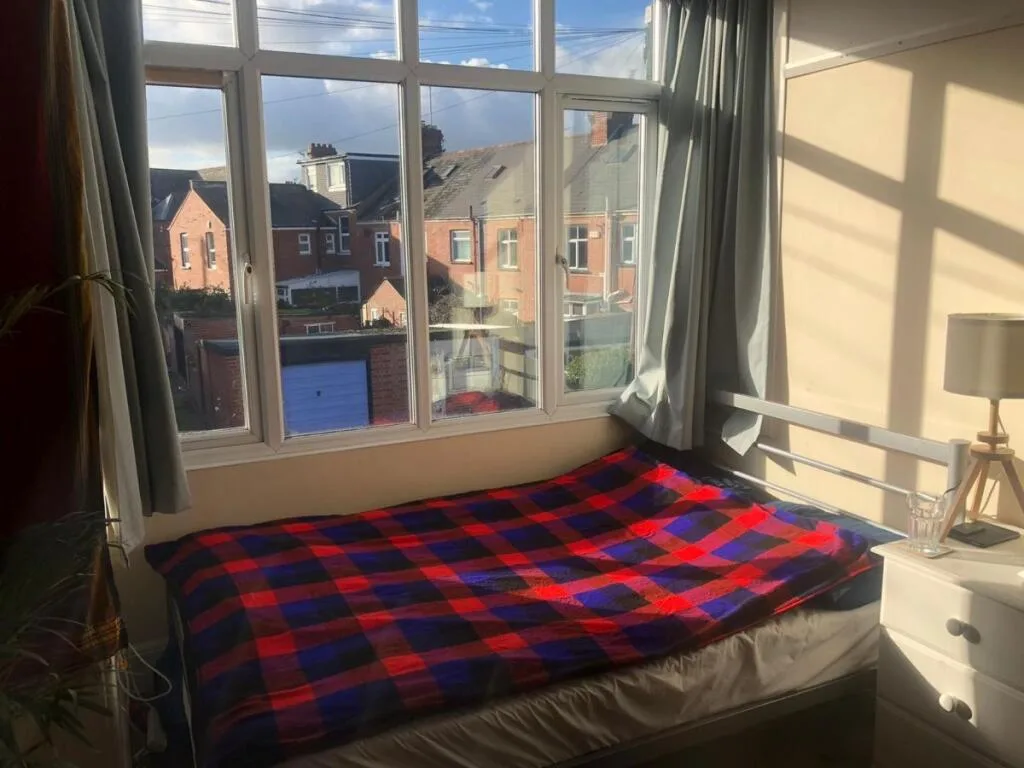 5 bedroom terraced house for rent