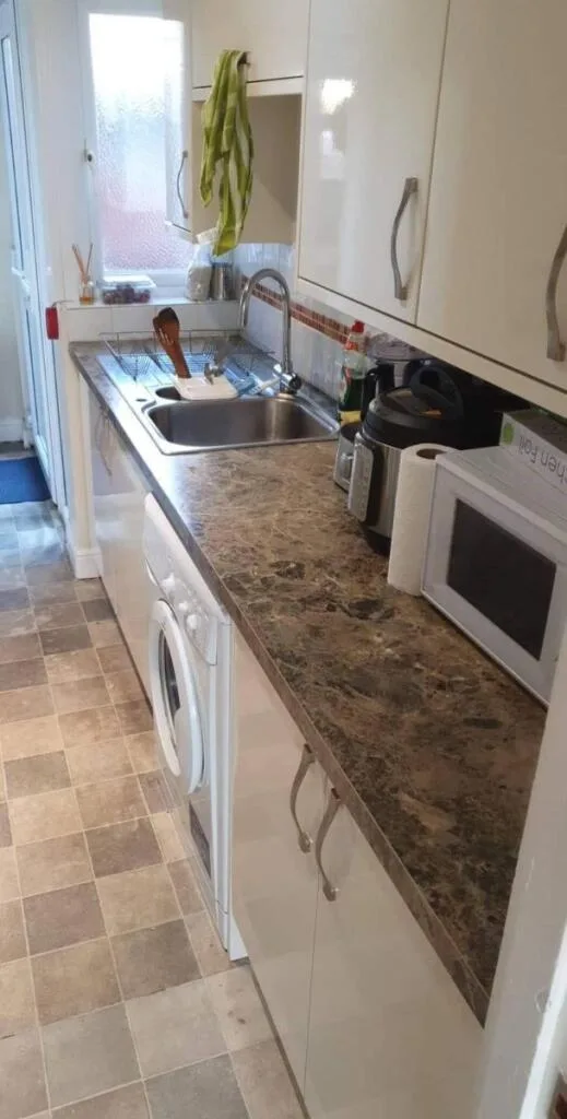 5 bedroom terraced house for rent