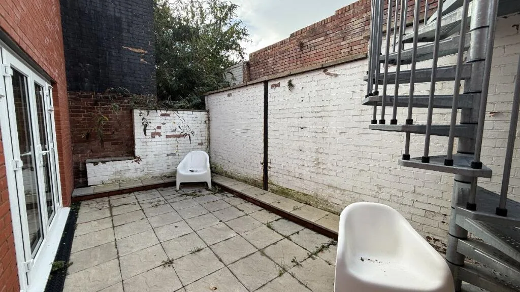 2 bedroom terraced house for rent