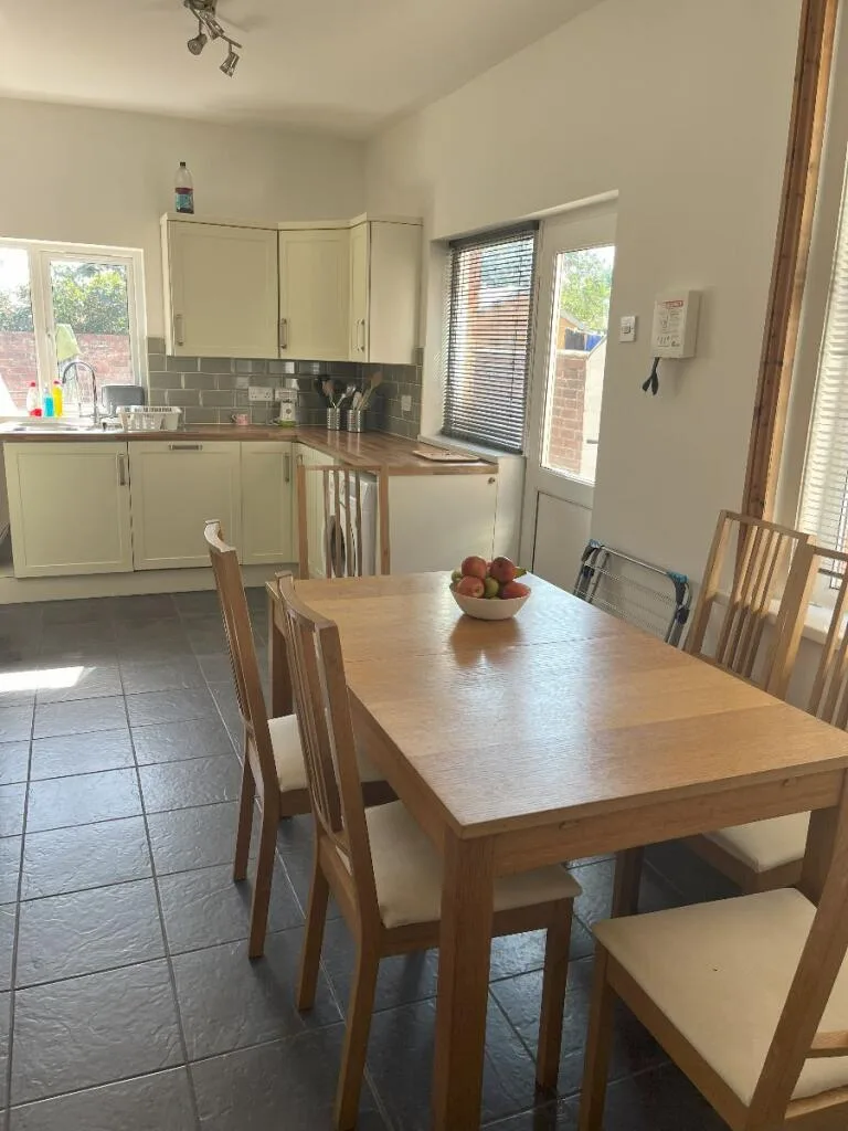 4 bedroom terraced house for rent