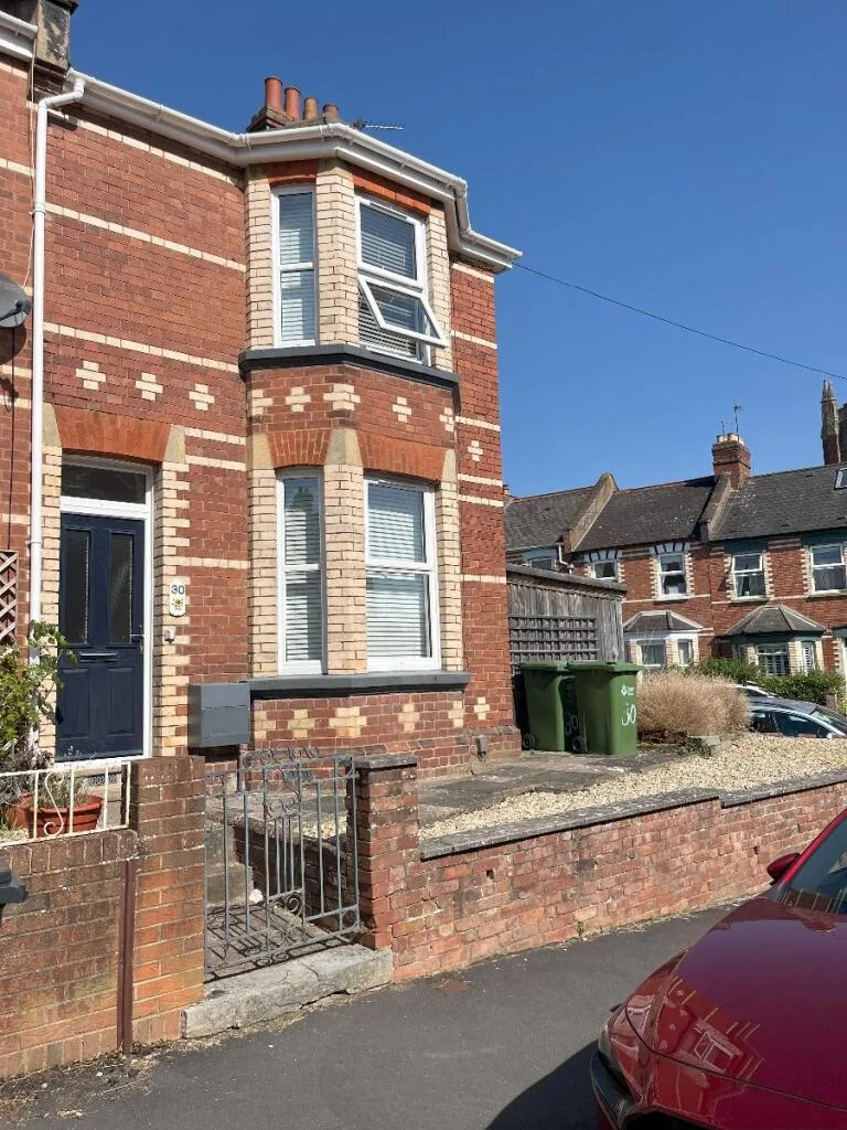 4 bedroom terraced house for rent