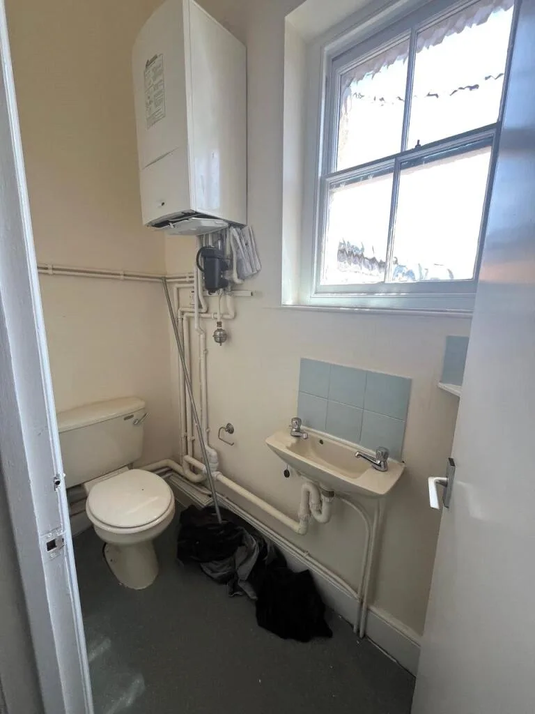 4 bedroom maisonette for rent