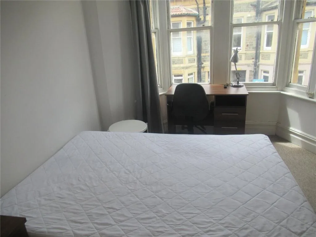 4 bedroom house for rent