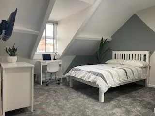 5 bedroom house for rent