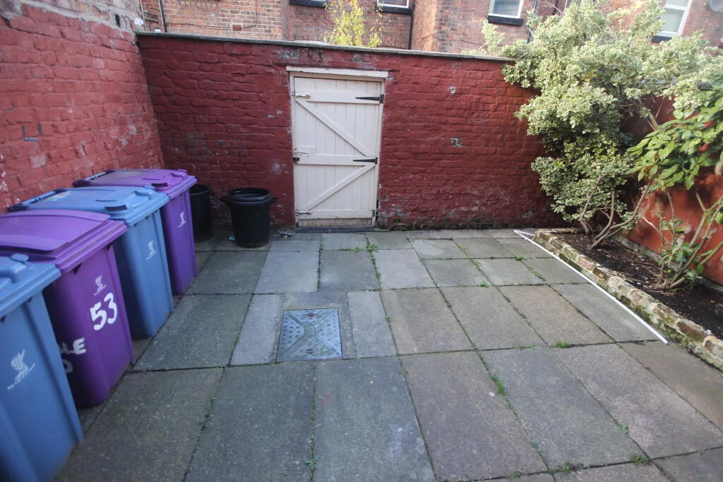 4 bedroom terraced house for rent