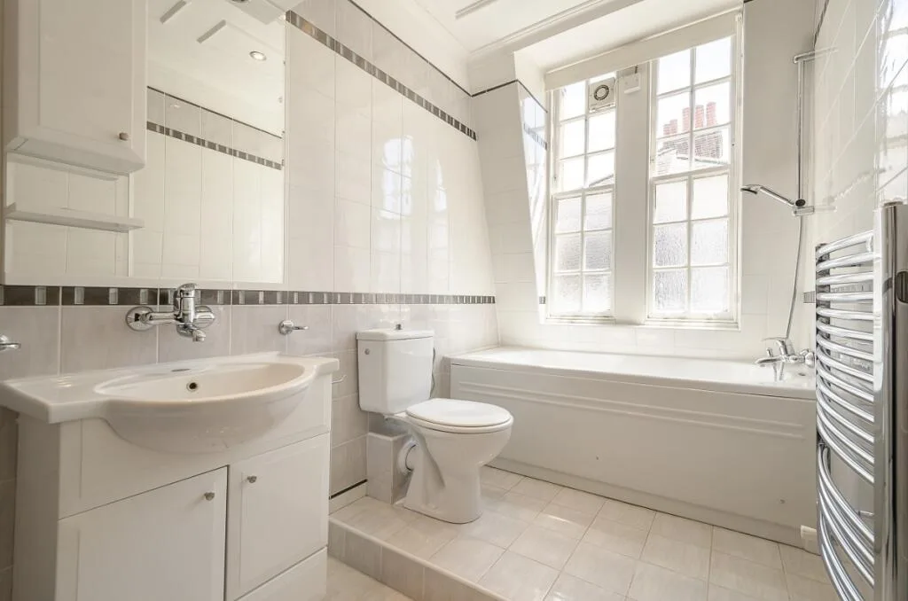 4 bedroom flat for rent