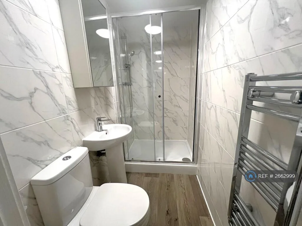 7 bedroom flat for rent