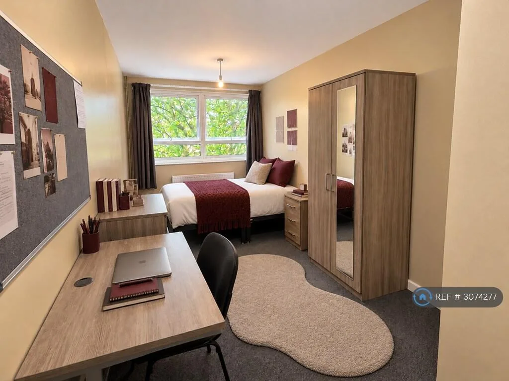 7 bedroom flat for rent