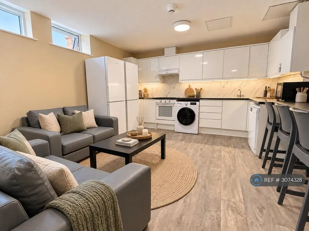 7 bedroom flat for rent