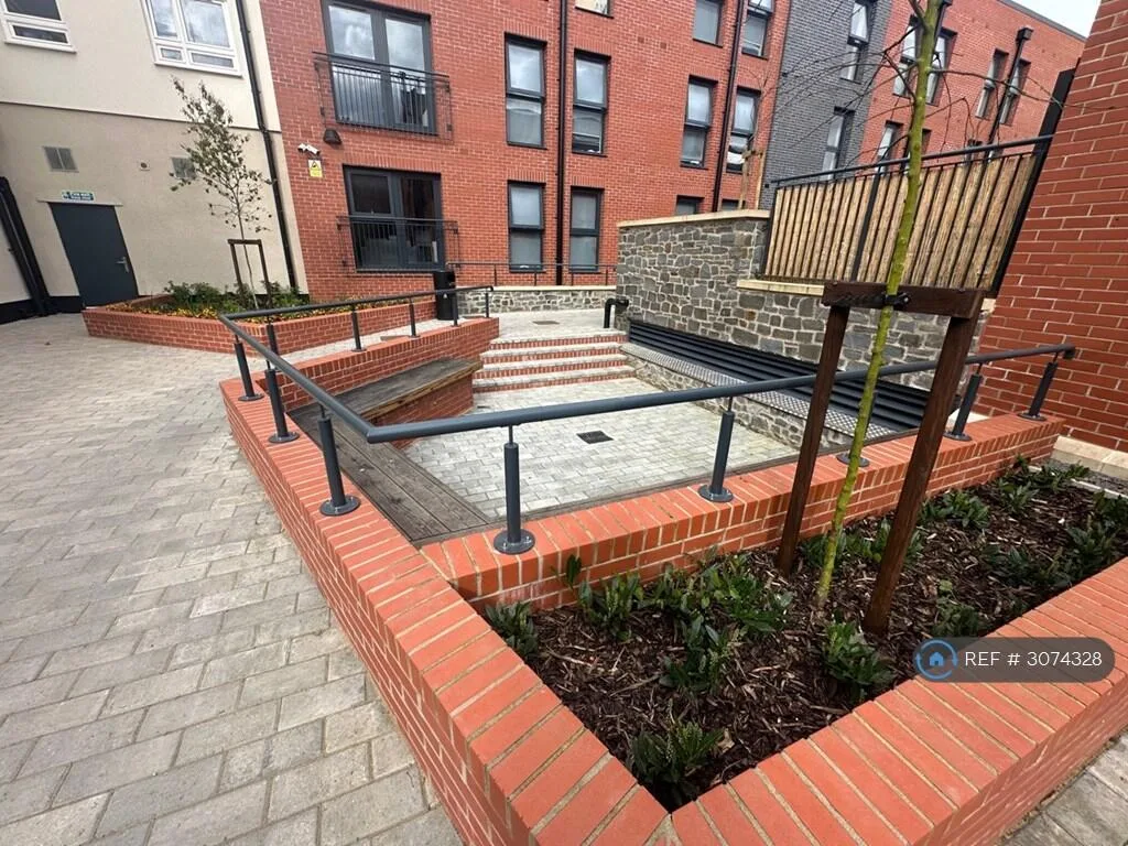7 bedroom flat for rent