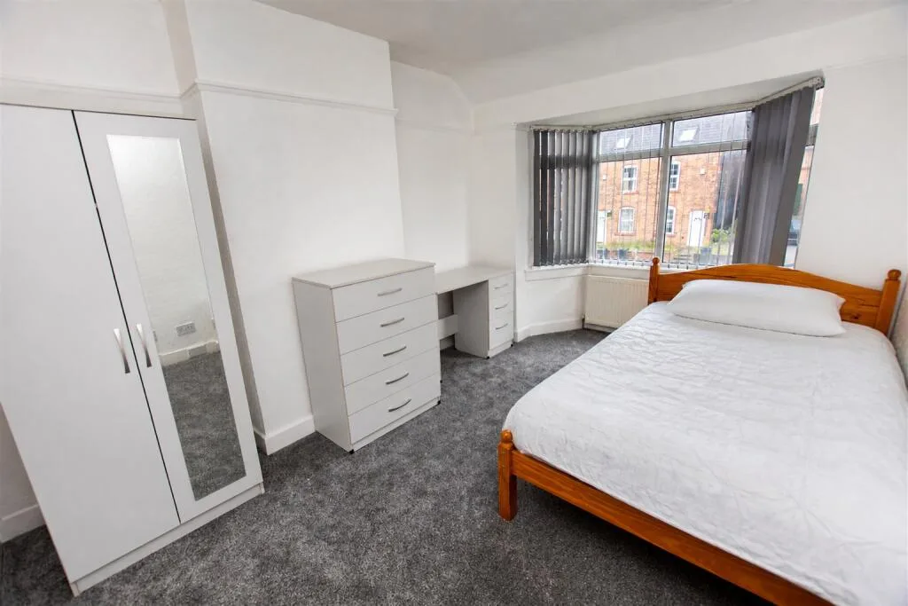 4 bedroom house for rent