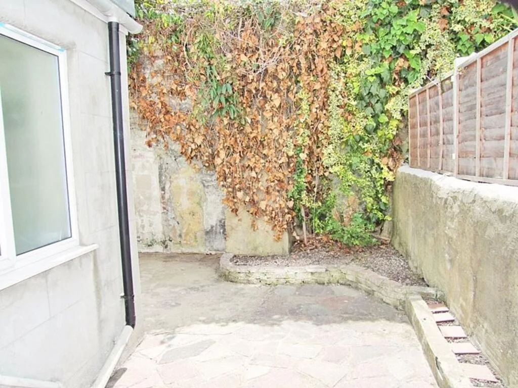 4 bedroom terraced house for rent