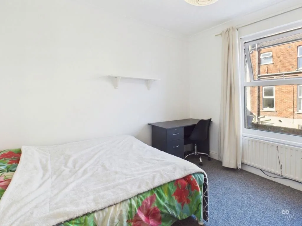 4 bedroom terraced house for rent
