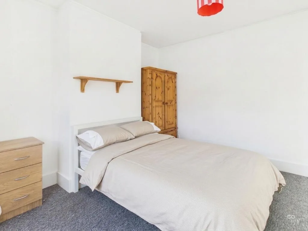 4 bedroom terraced house for rent