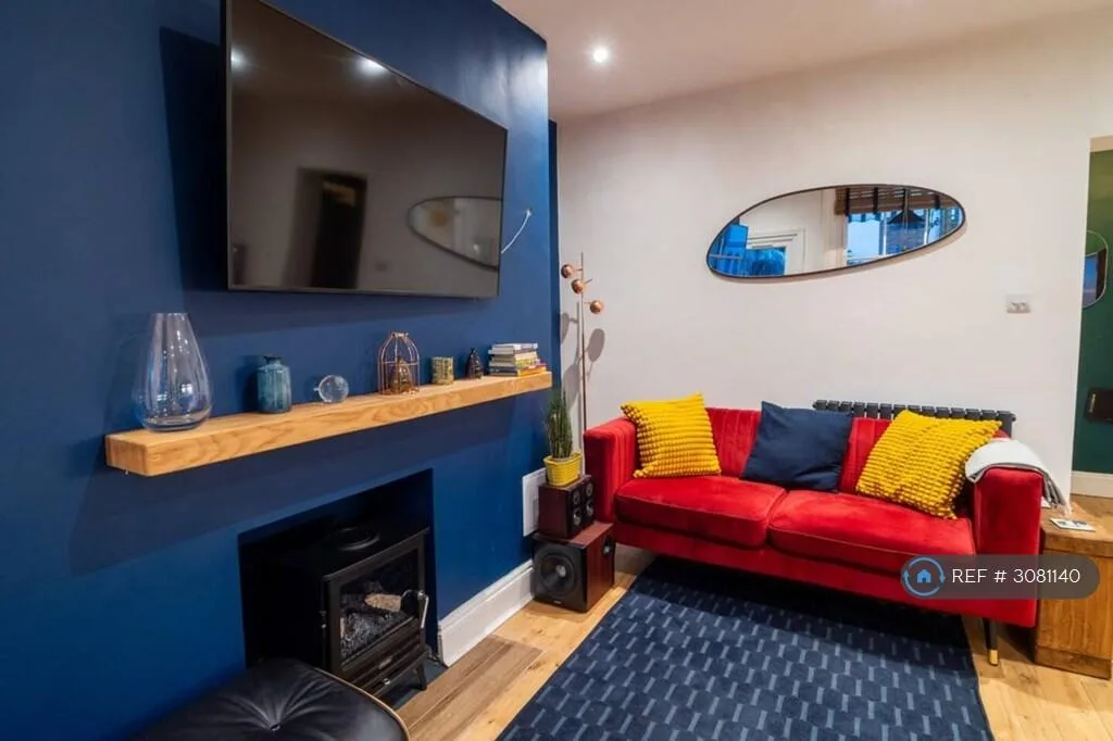 2 bedroom flat for rent