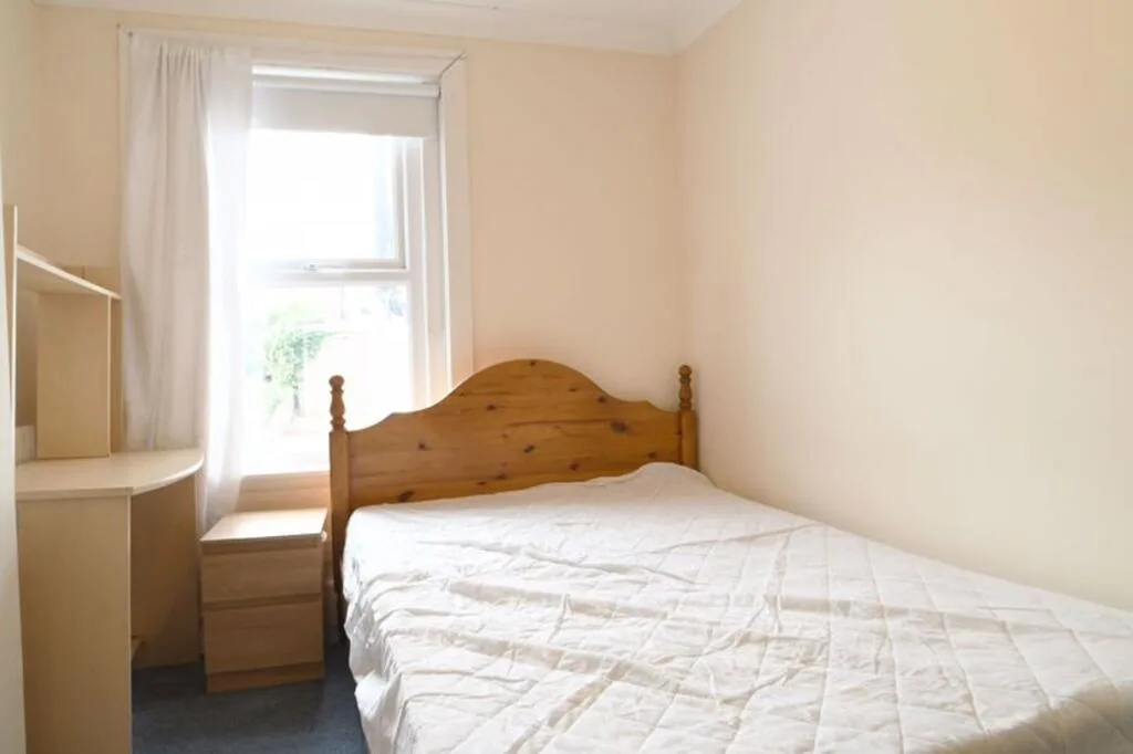 4 bedroom terraced house for rent