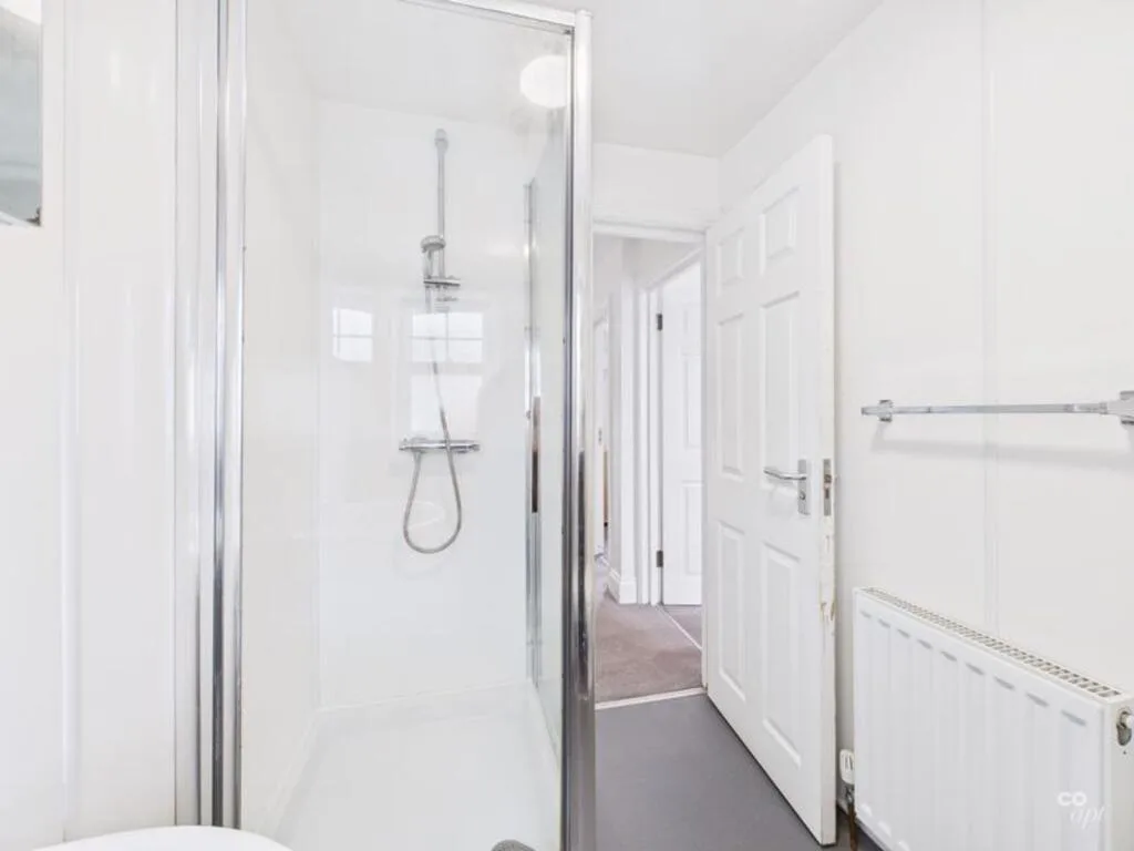 6 bedroom terraced house for rent