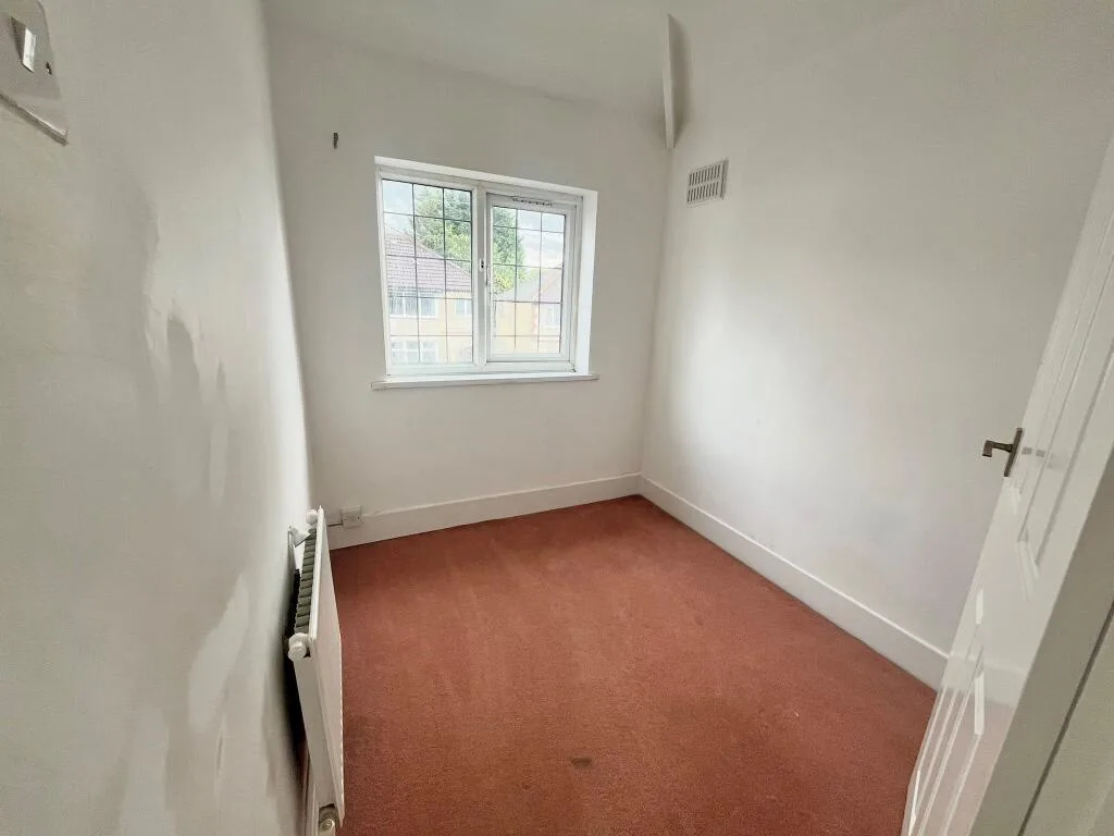 3 bedroom semi-detached house for rent