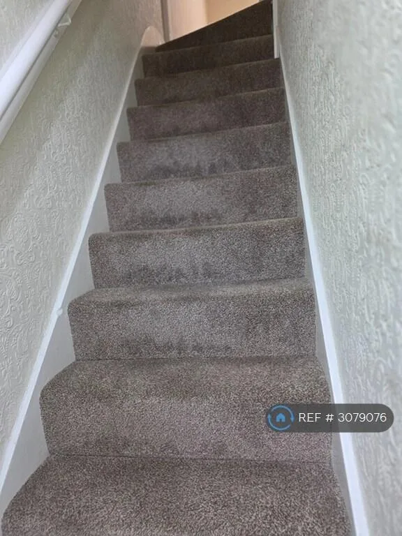 3 bedroom end of terrace house for rent