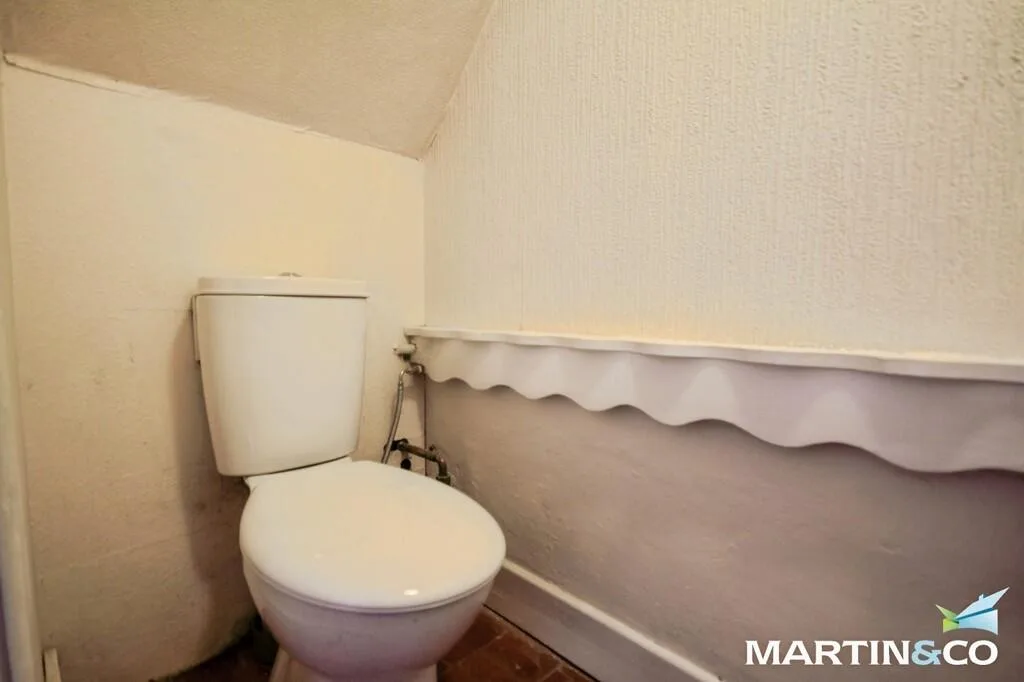 3 bedroom semi-detached house for rent