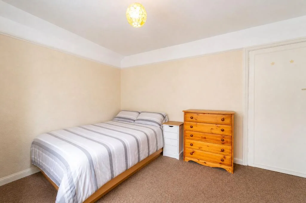 3 bedroom semi-detached house for rent