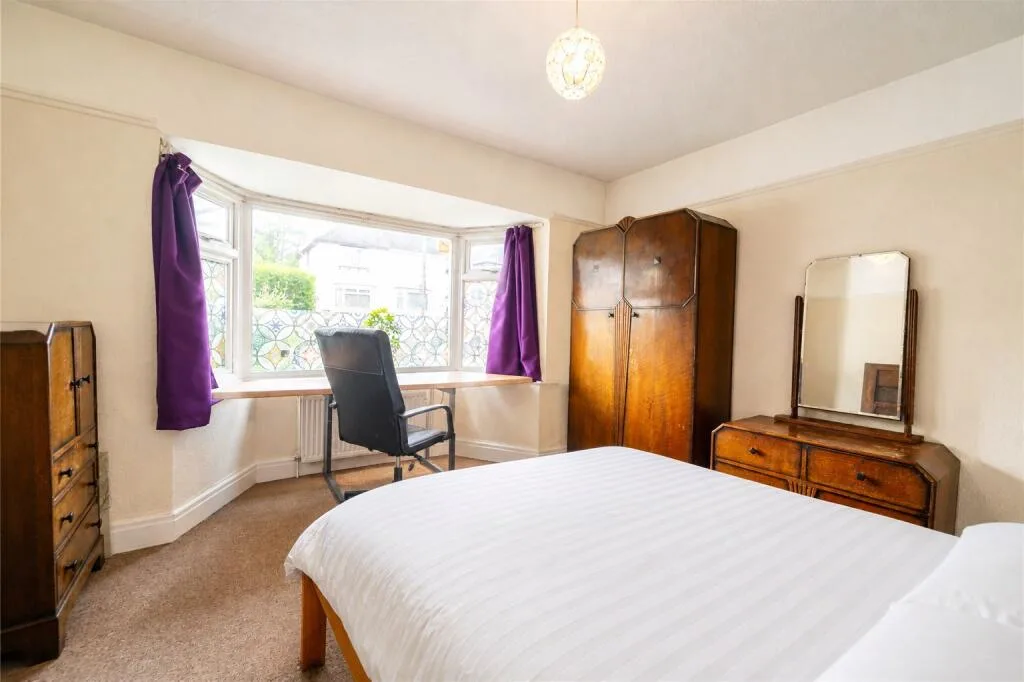 3 bedroom semi-detached house for rent
