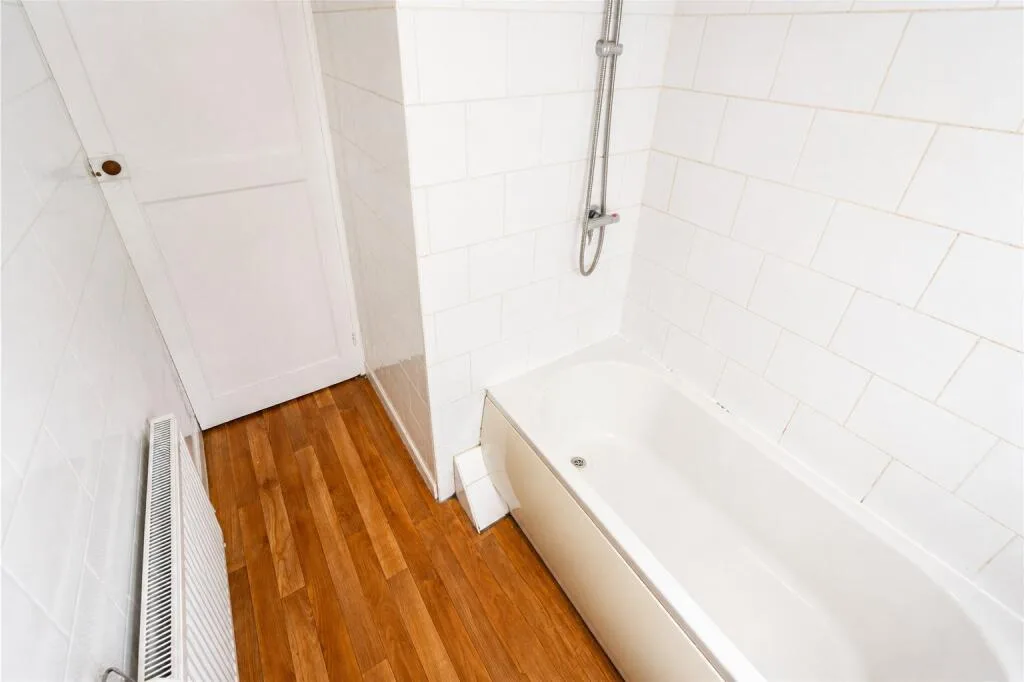 3 bedroom semi-detached house for rent