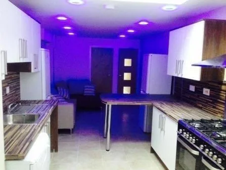 6 bedroom house for rent
