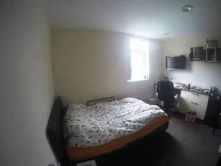 6 bedroom house for rent