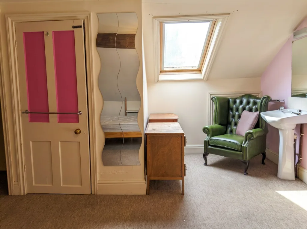 5 bedroom house for rent