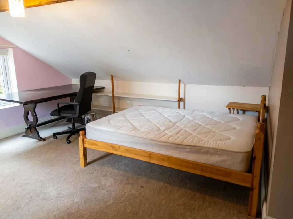 5 bedroom house for rent