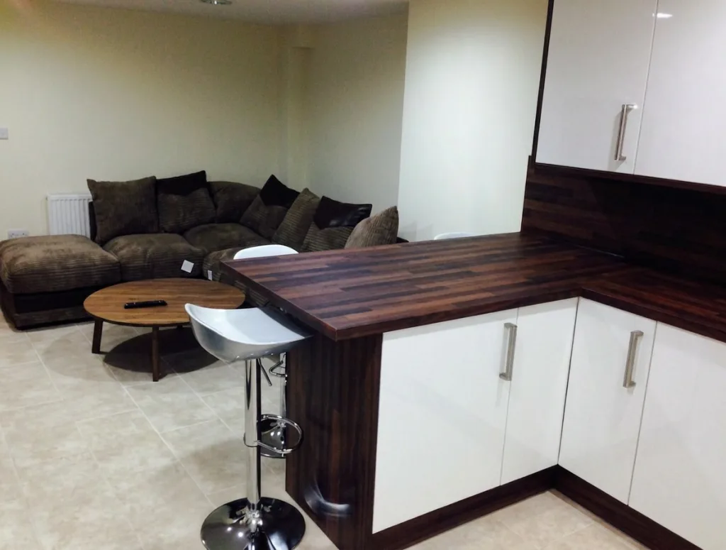 5 bedroom house for rent