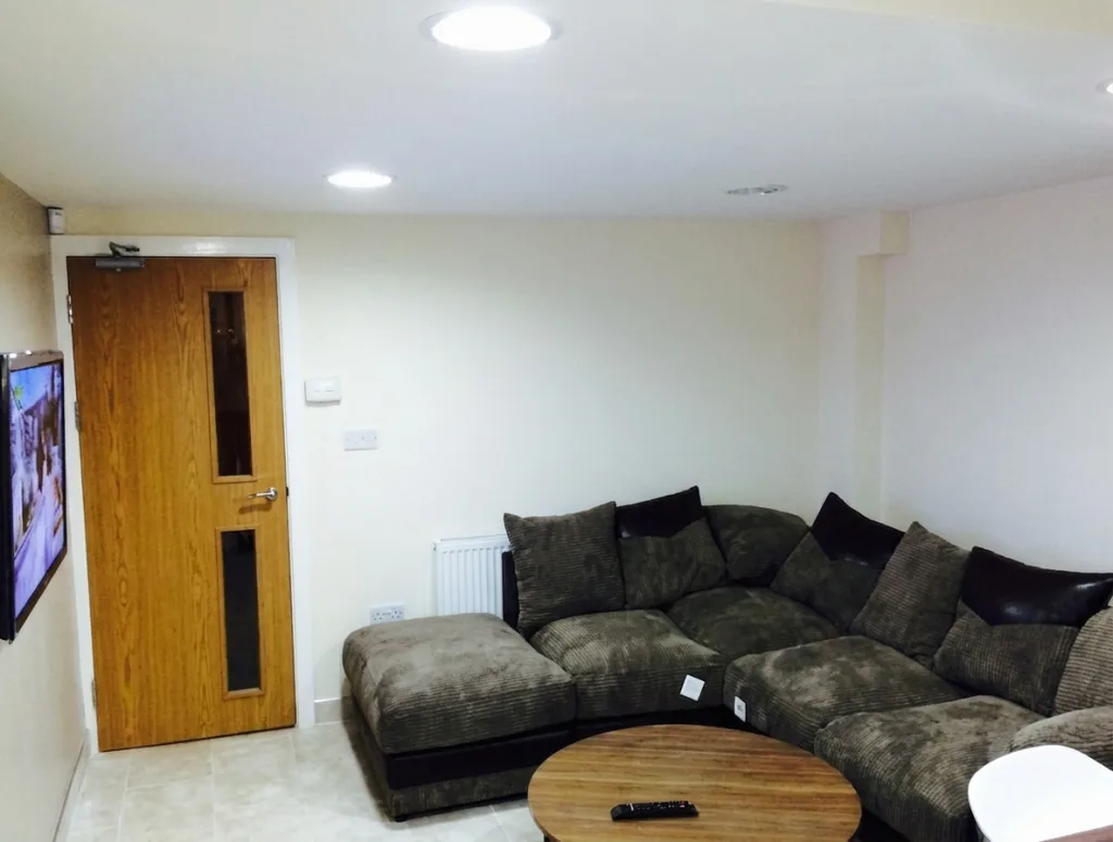 5 bedroom house for rent
