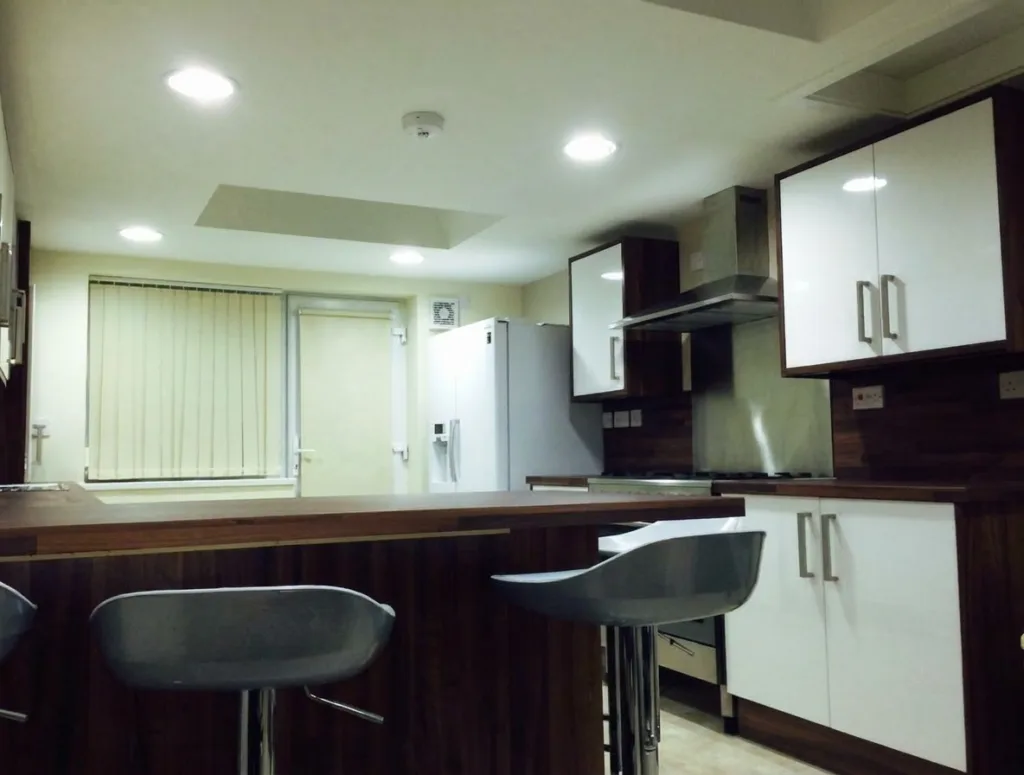 5 bedroom house for rent