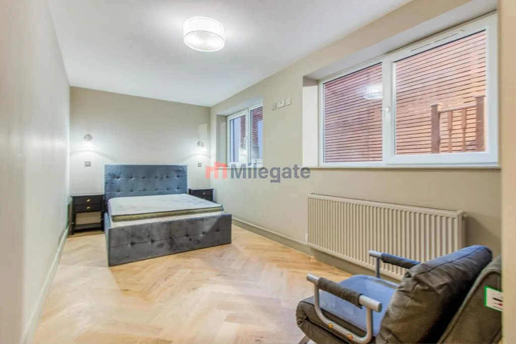 2 bedroom maisonette for rent