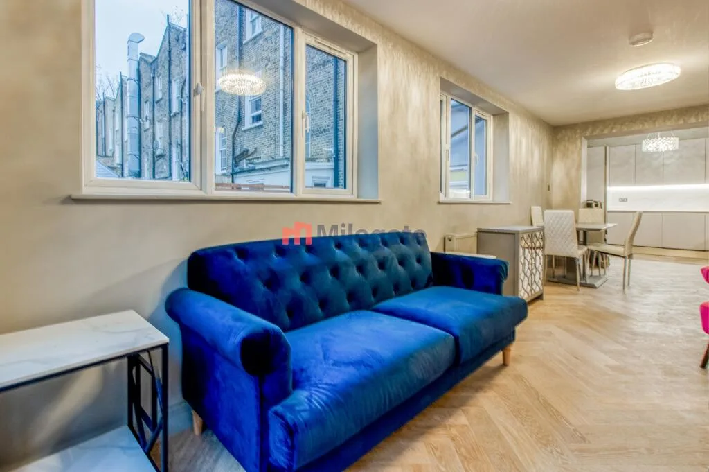 2 bedroom maisonette for rent