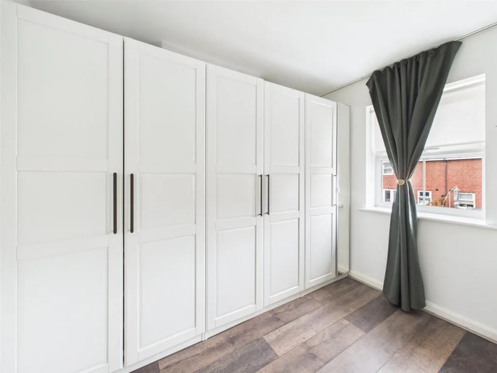2 bedroom semi-detached house for rent