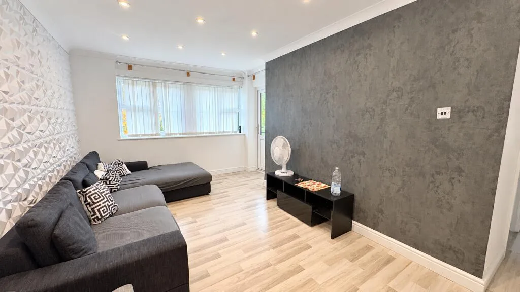 3 bedroom apartment for rent