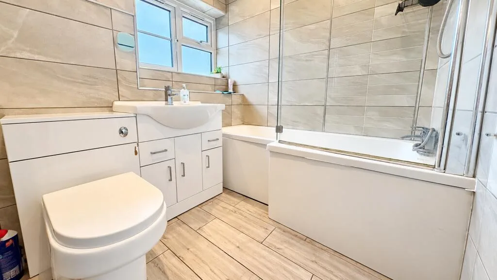3 bedroom apartment for rent