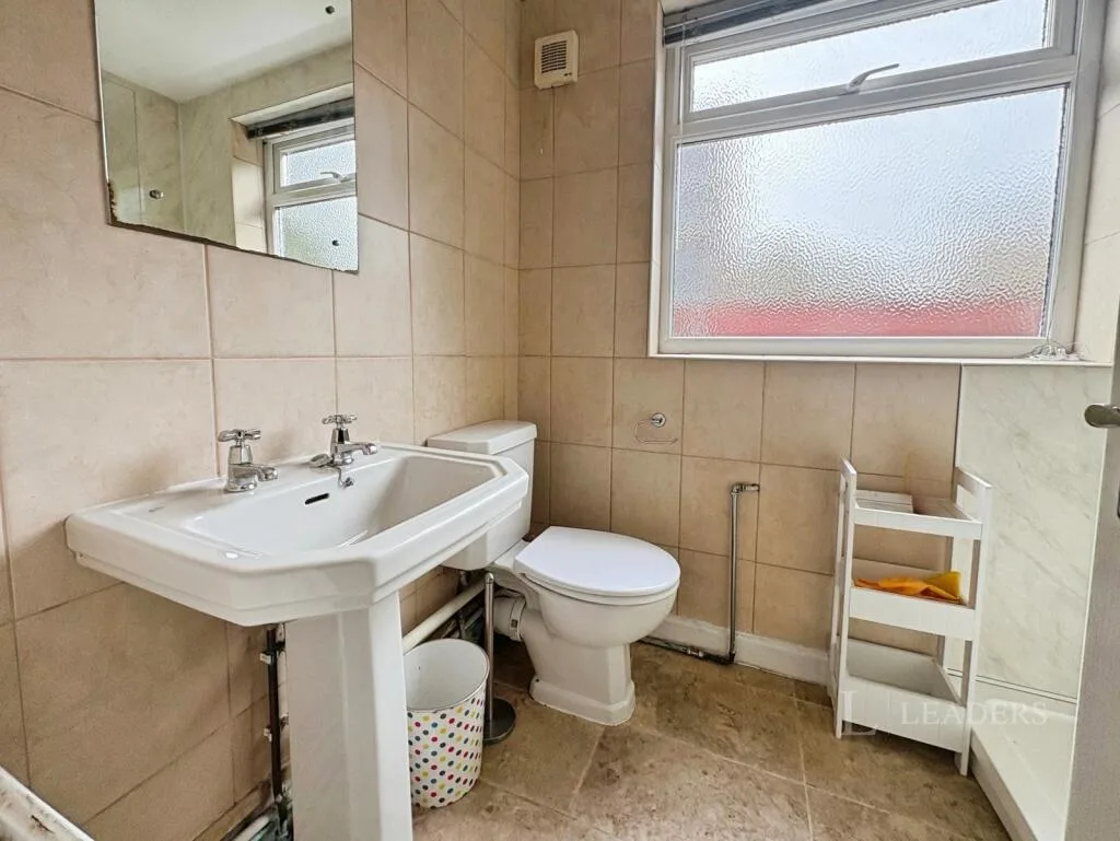 4 bedroom terraced house for rent