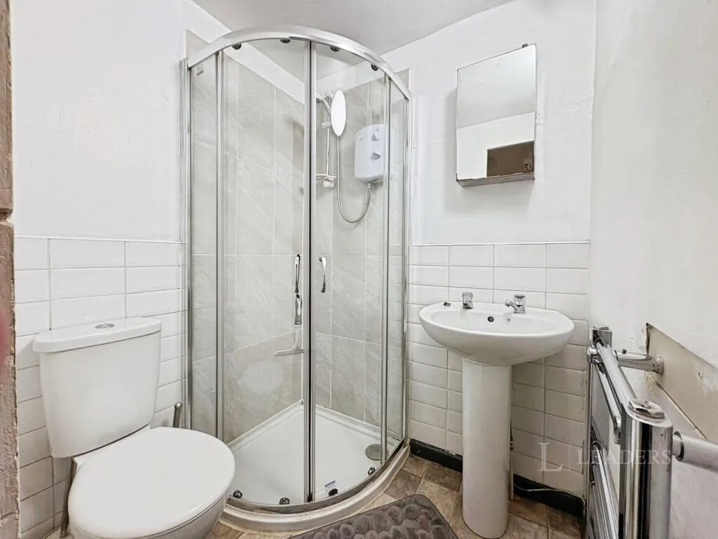 4 bedroom terraced house for rent