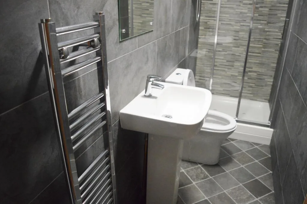 5 bedroom detached house for rent
