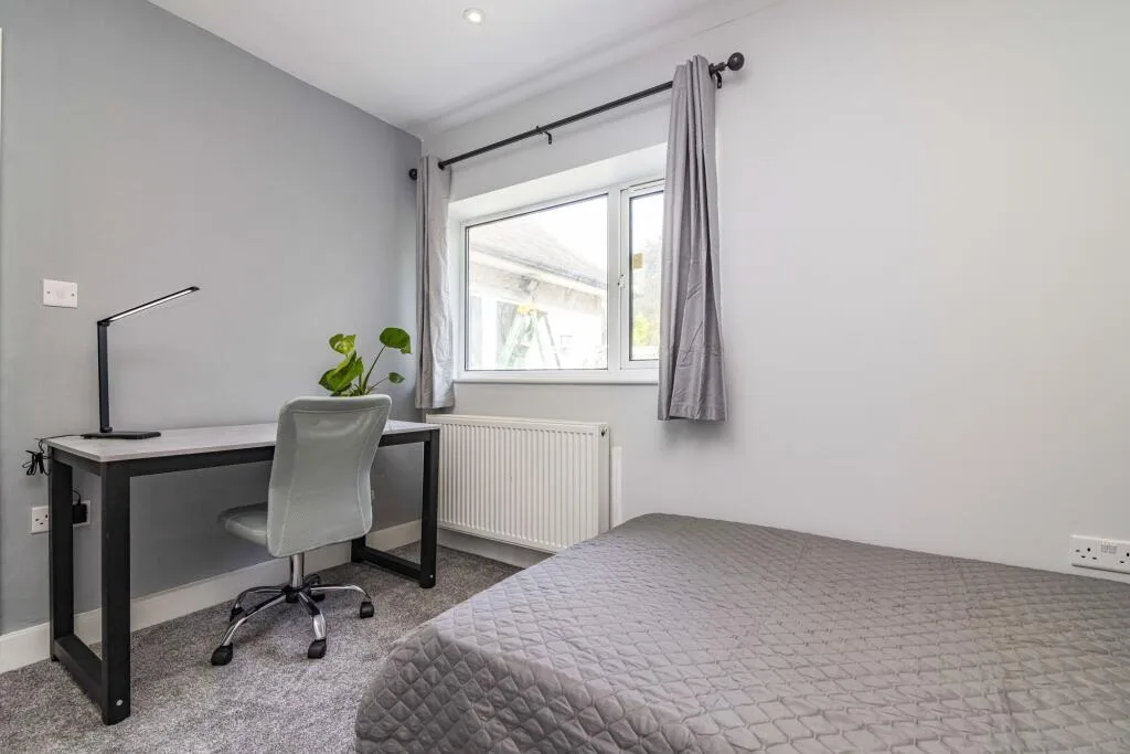 5 bedroom house of multiple occupation for rent