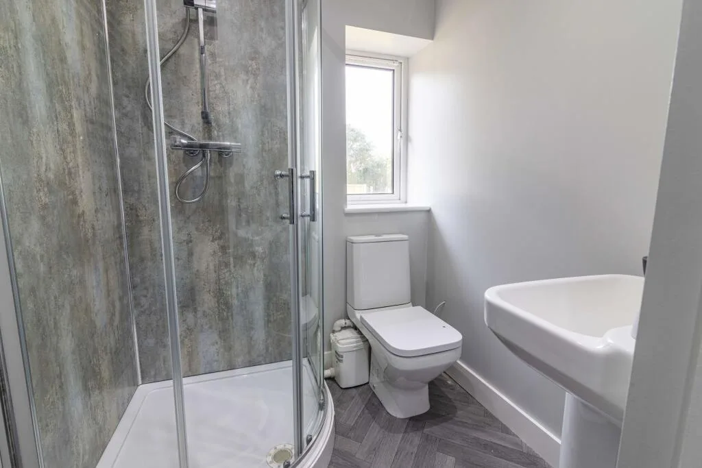 5 bedroom house of multiple occupation for rent
