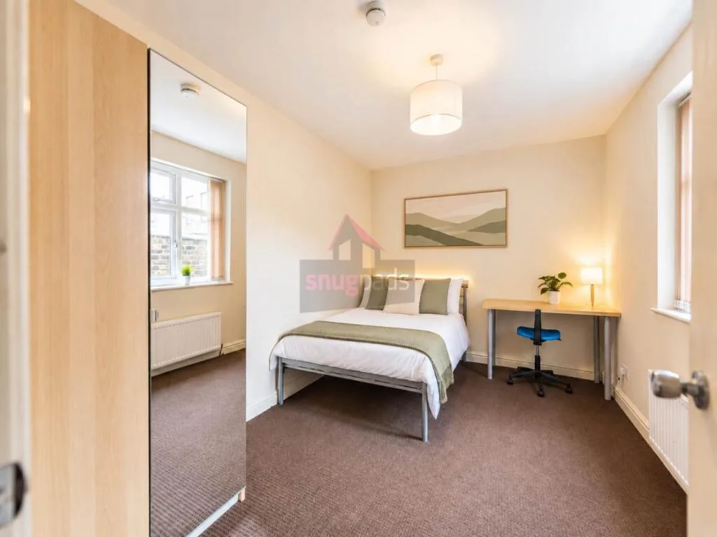3 bedroom flat for rent