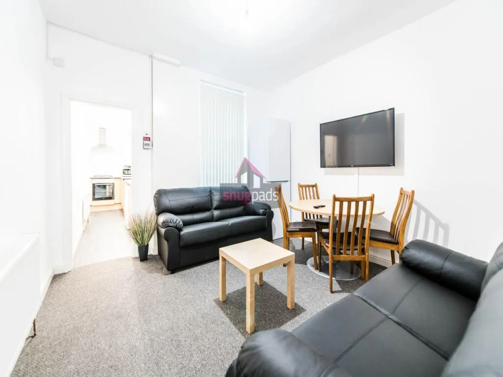 5 bedroom house for rent