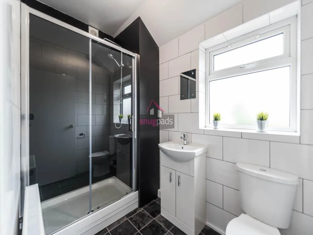 5 bedroom house for rent