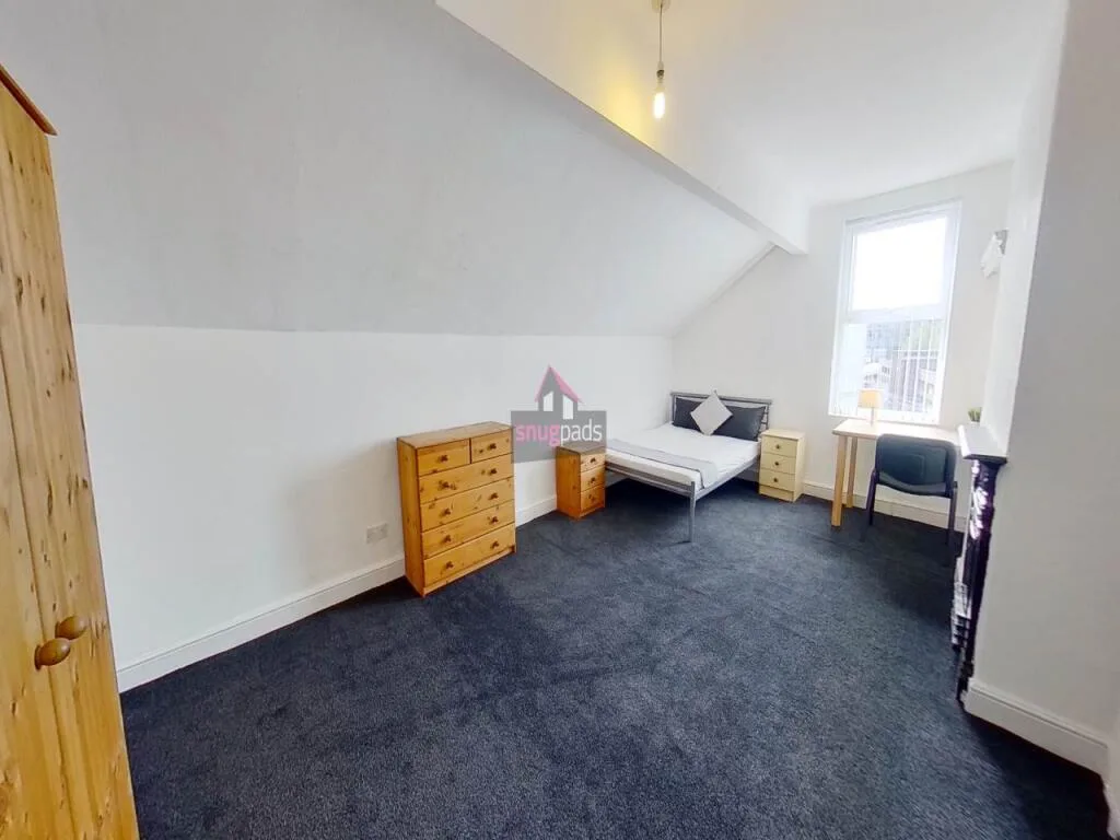 7 bedroom house for rent