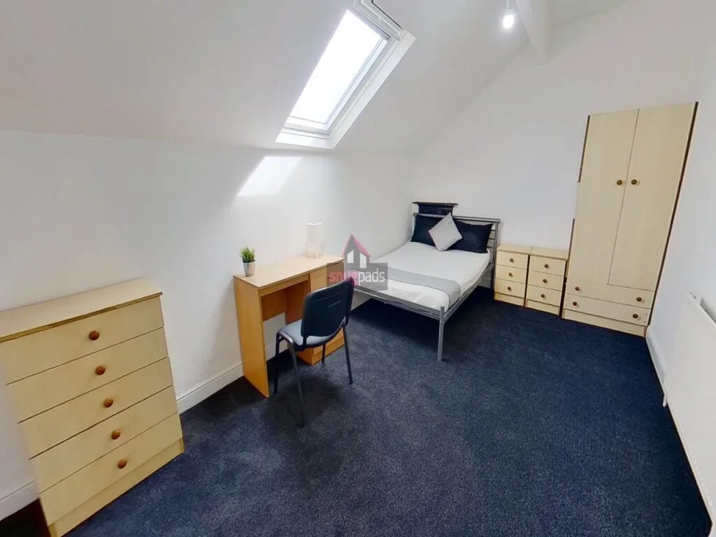 7 bedroom house for rent