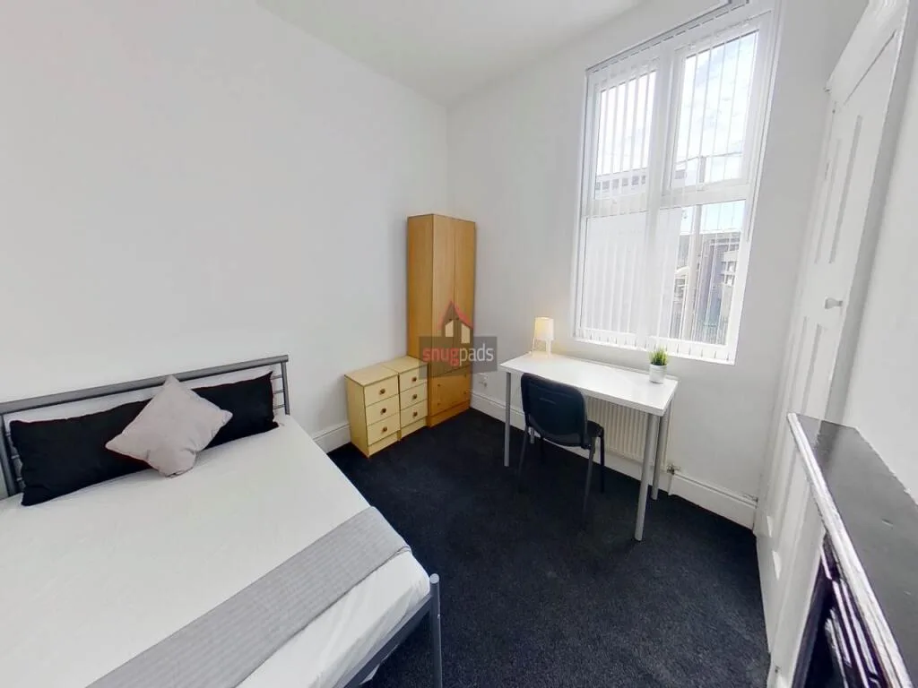 7 bedroom house for rent